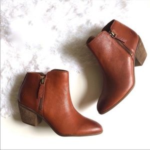 Frye Women's 3470016-COG Judith Zip Bootie Cognac Size 6